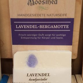Moosmed Seifenmanufaktur - Naturseife handgesiedet - Lavendel