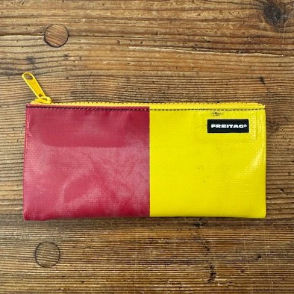 Freitag F06 - Serena