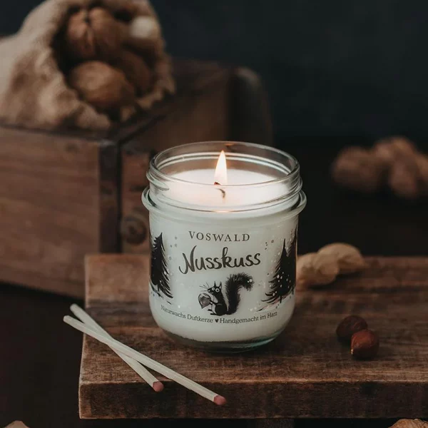 nusskuss-duftkerze-274285