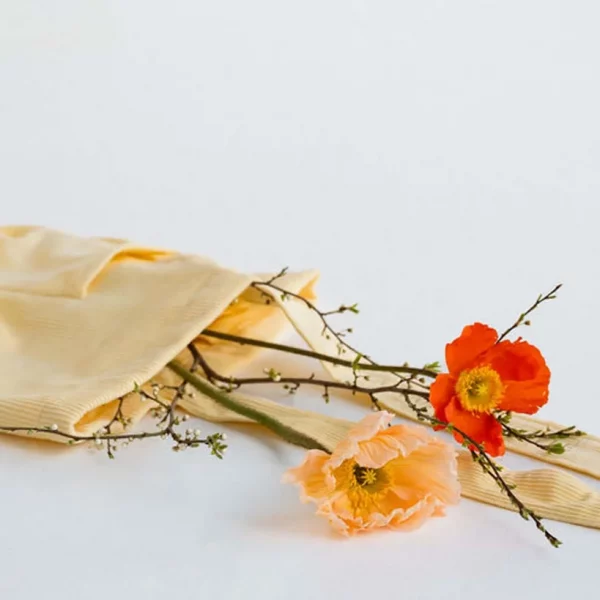 Mira_PASTELYELLOW_MODELNY3_3000x