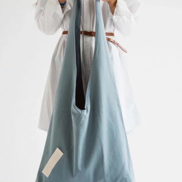 TIRA_ASHLEY_BLUE_MODEL_4_3000x