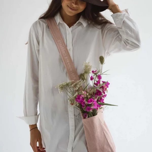 mati_Rose_model_4_3000x