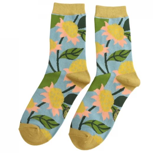 miss-sparrow-socken-bamboo-echinaceas-duck-egg