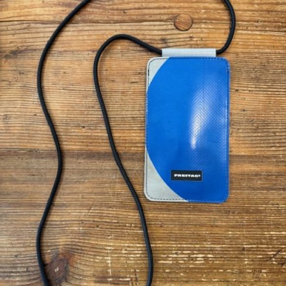 Freitag F337 - ROBIN